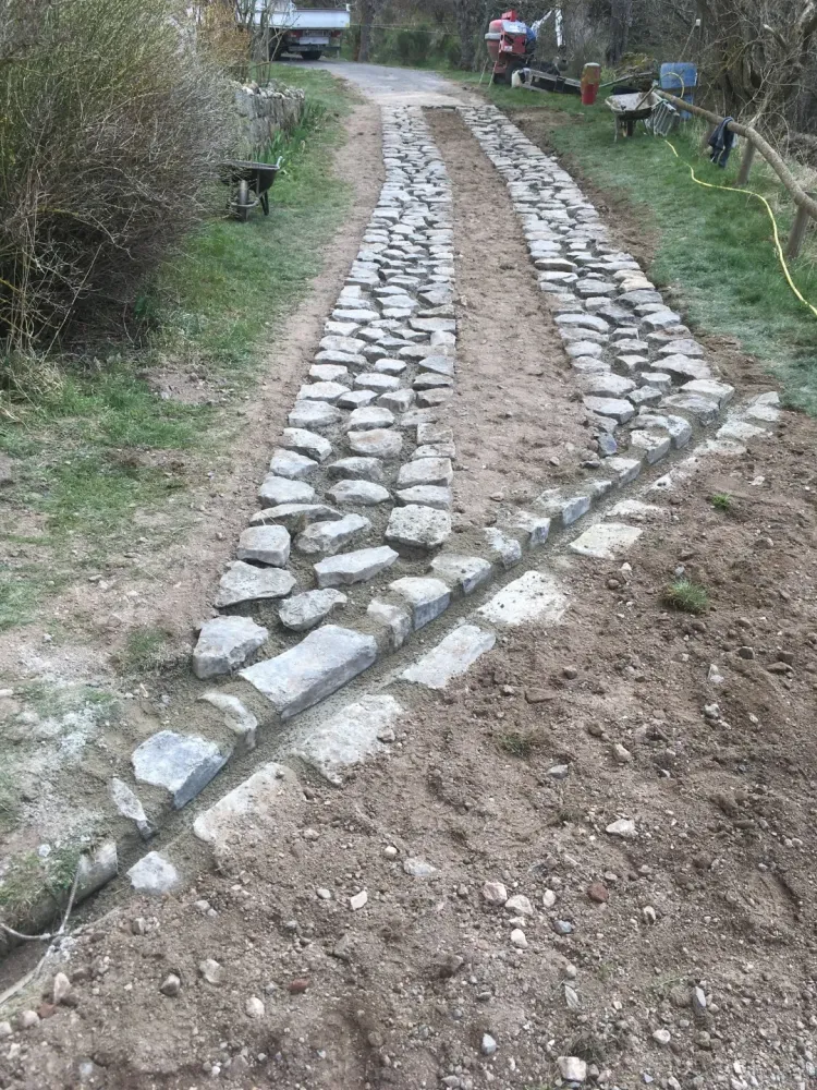 Création d'ouverture près de Coucouron