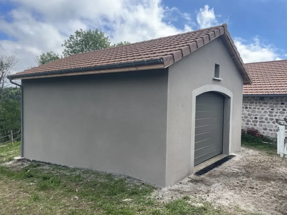 Façade crépis enduit près de Coucouron